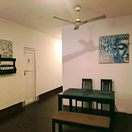 Strawberry Swing Homestay Guwahati Bagian luar foto