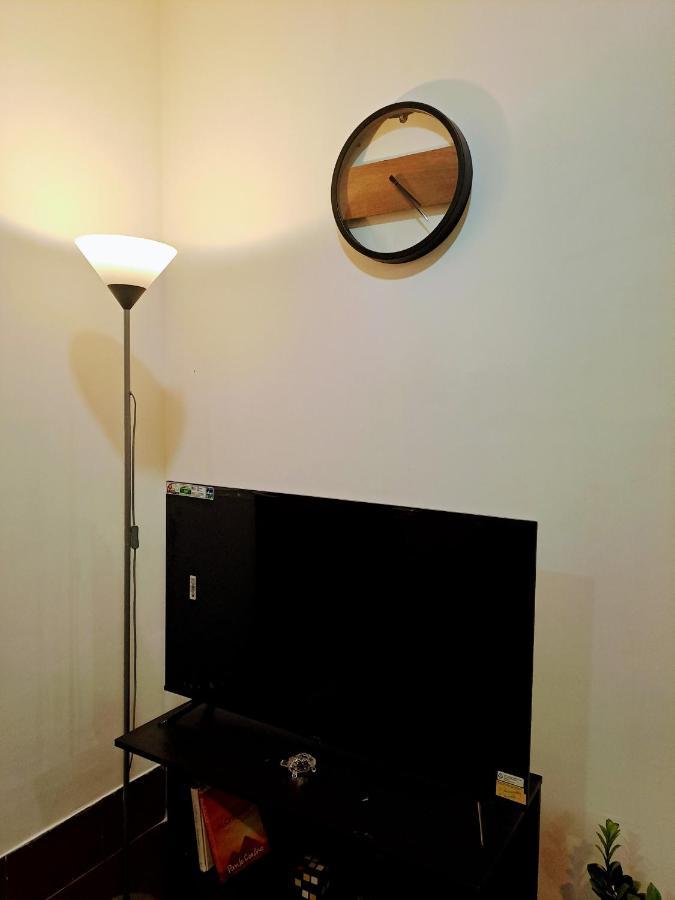 Strawberry Swing Homestay Guwahati Bagian luar foto