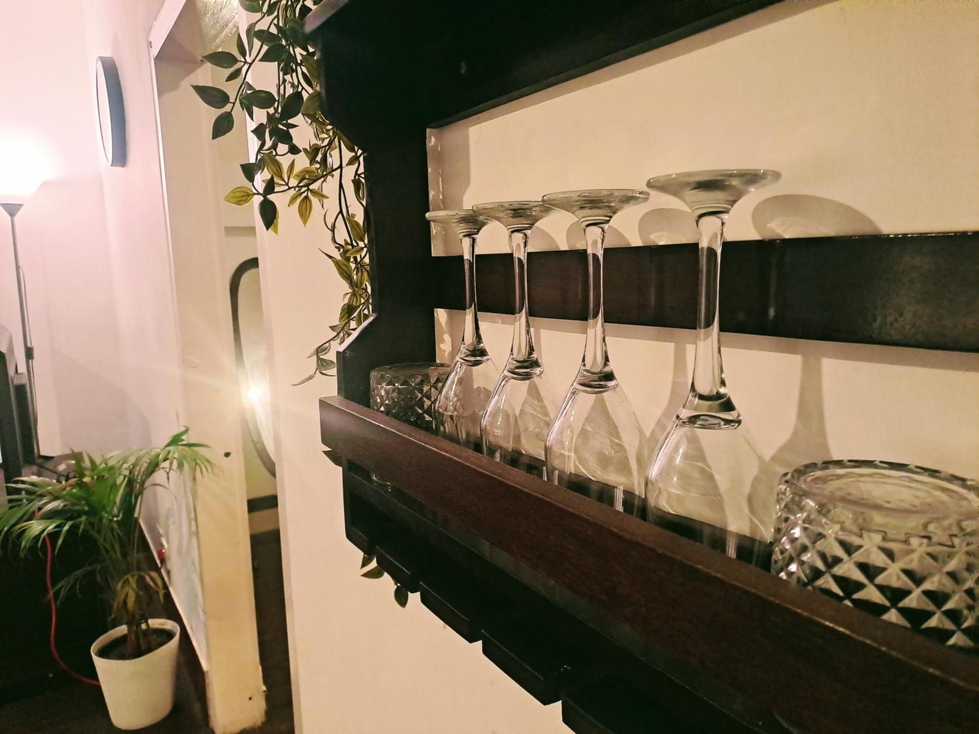 Strawberry Swing Homestay Guwahati Bagian luar foto